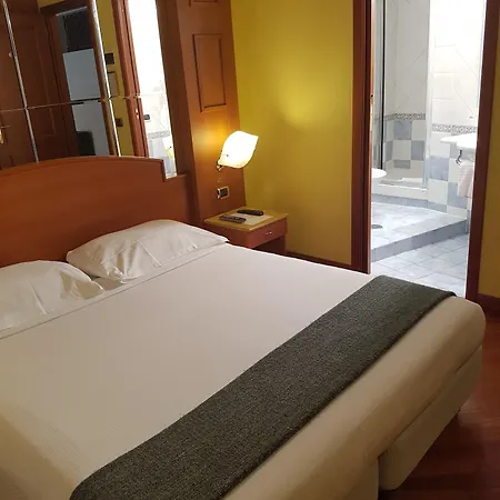 69 Manin Street 3* Rom