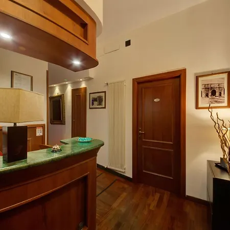 Konukevi 69 Manin Street Roma